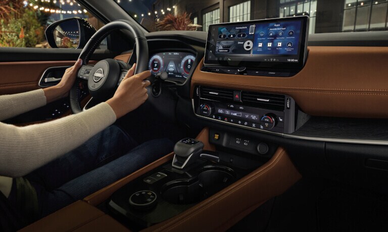 2024 Nissan Rogue infotainment system