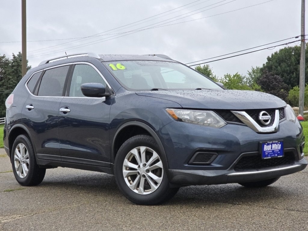 Used 2016 Nissan Rogue SV with VIN KNMAT2MV7GP693499 for sale in Lancaster, OH