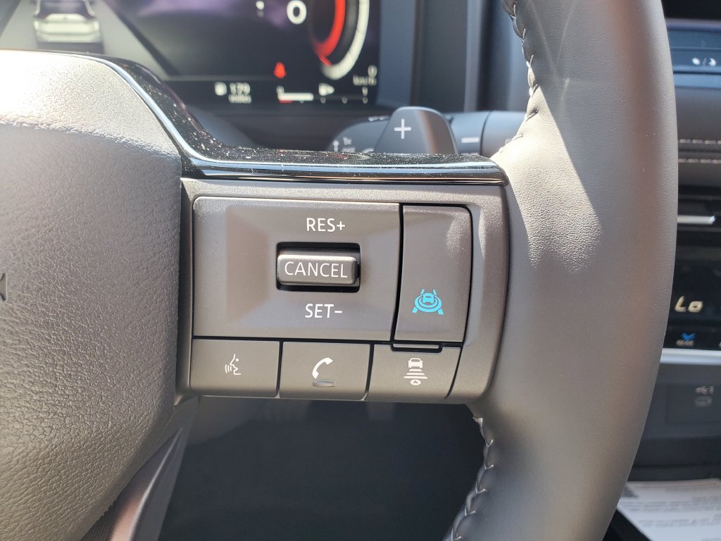 2026 Nissan Rogue Platinum - Photo 15