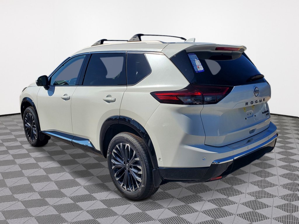 2026 Nissan Rogue Platinum - Photo 4