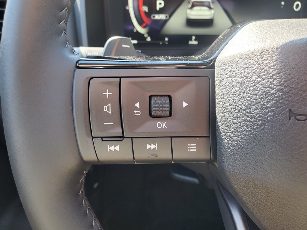 2026 Nissan Rogue Platinum - Photo 14