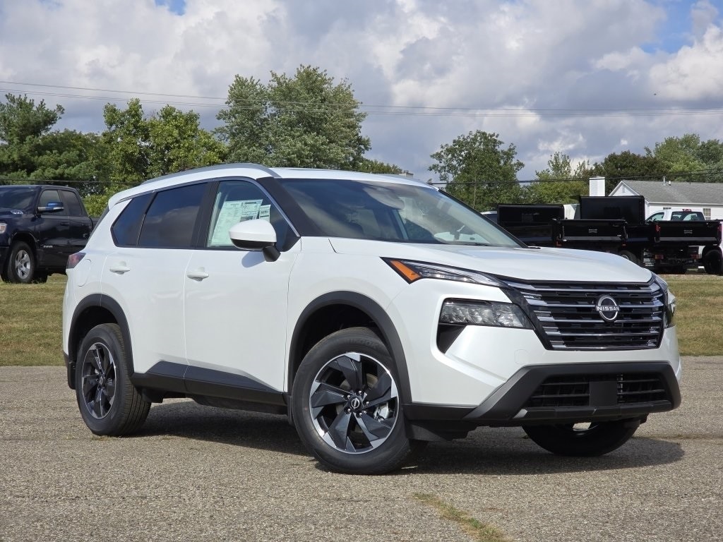 2026 Nissan Rogue SV's photo