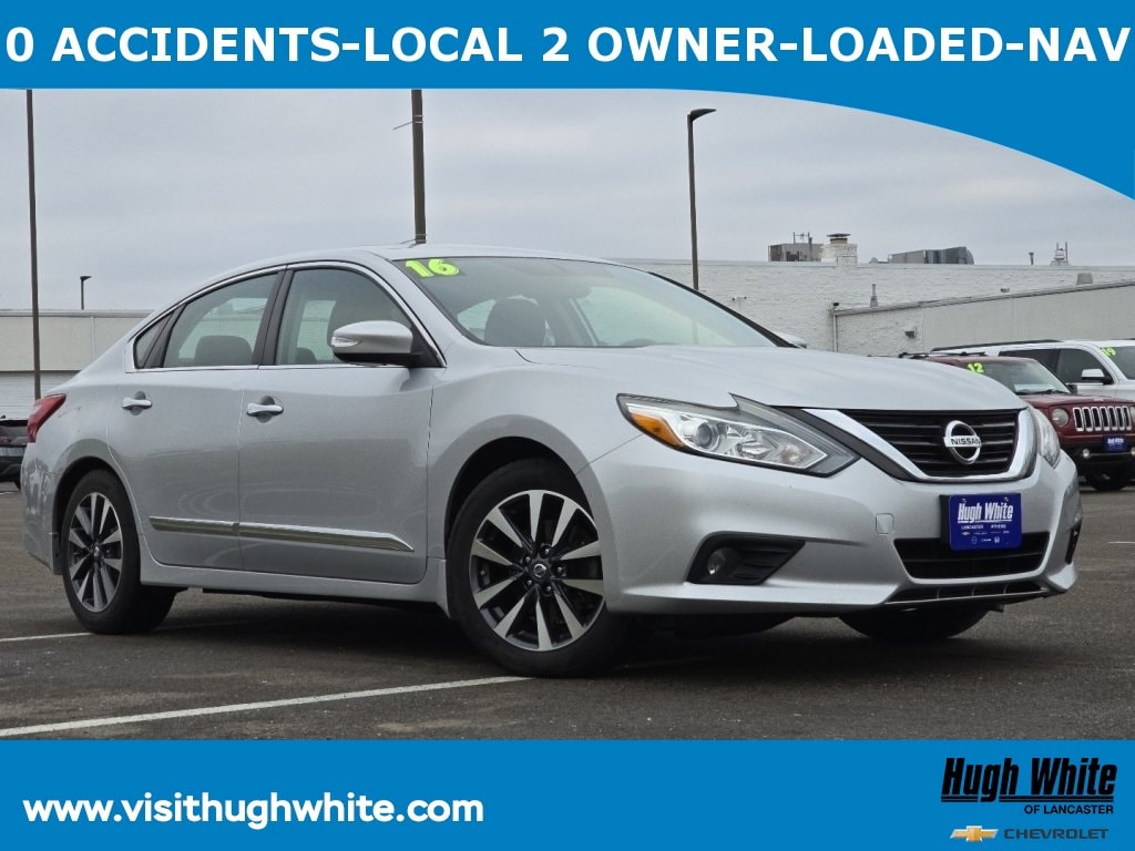 2016 Nissan Altima SV's photo