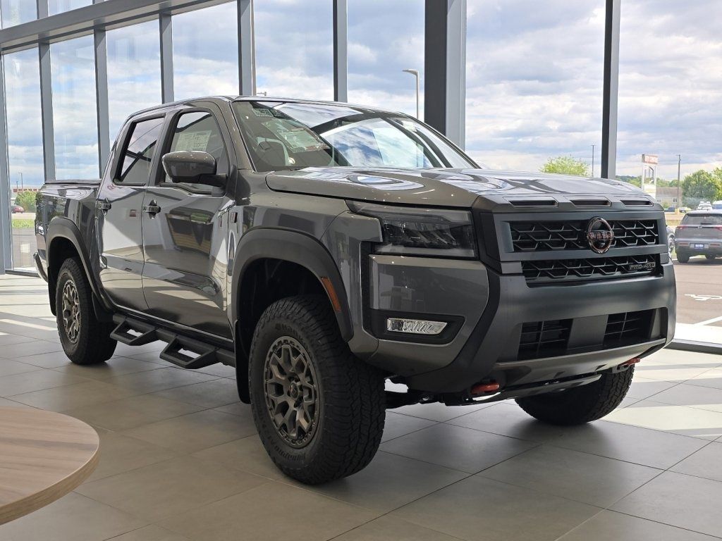 2026 Nissan Frontier PRO-4X Crew Cab 4X4's photo