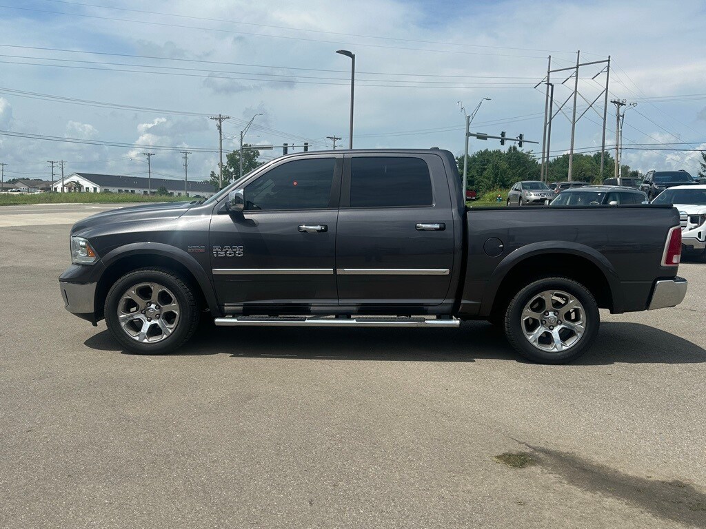 2016 Ram 1500 Laramie photo 3