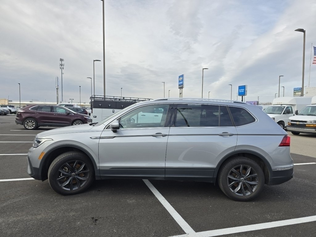 2023 Volkswagen Tiguan SE - Photo 9