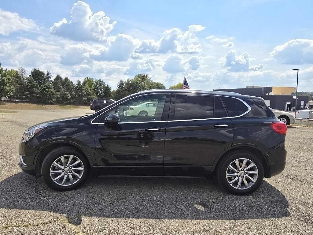 2020 Buick Envision Essence photo 2