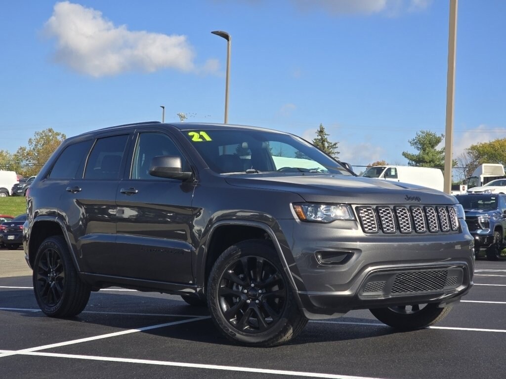 Used 2021 Jeep Grand Cherokee Laredo SUV