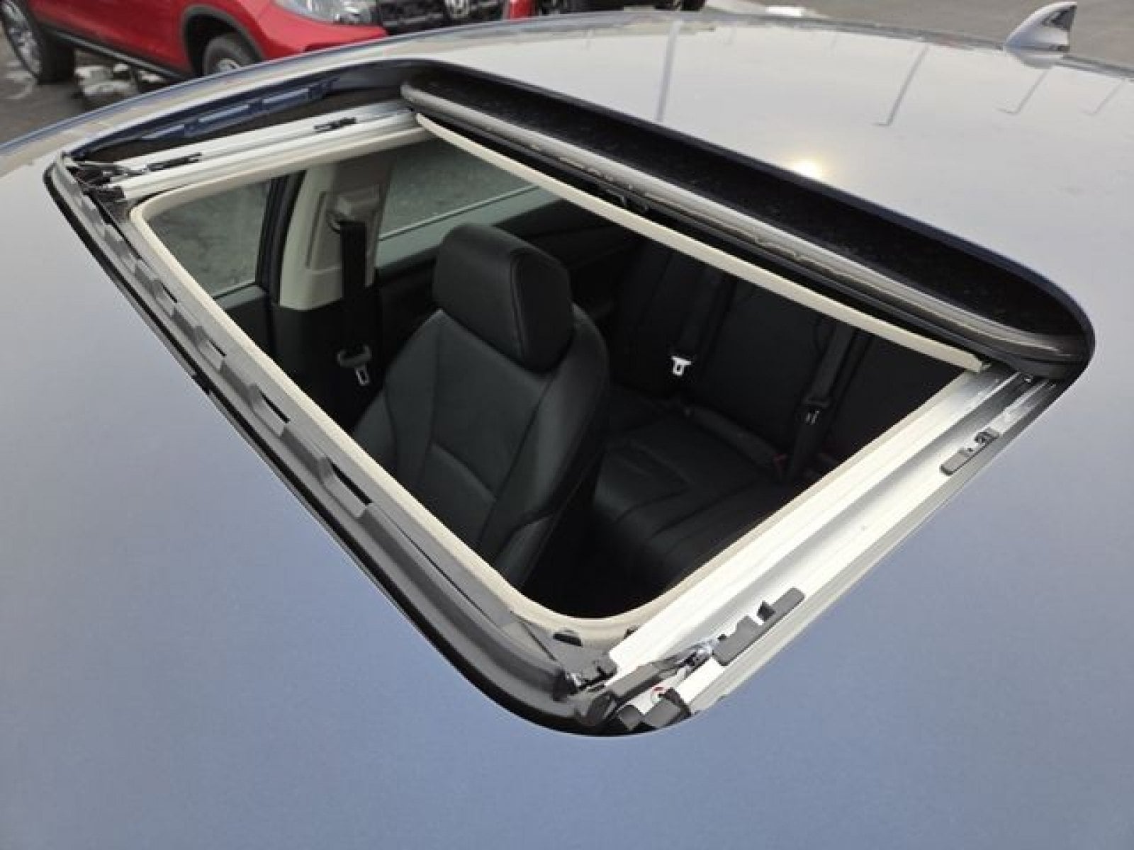 2026 Honda Accord Hybrid Touring photo 4