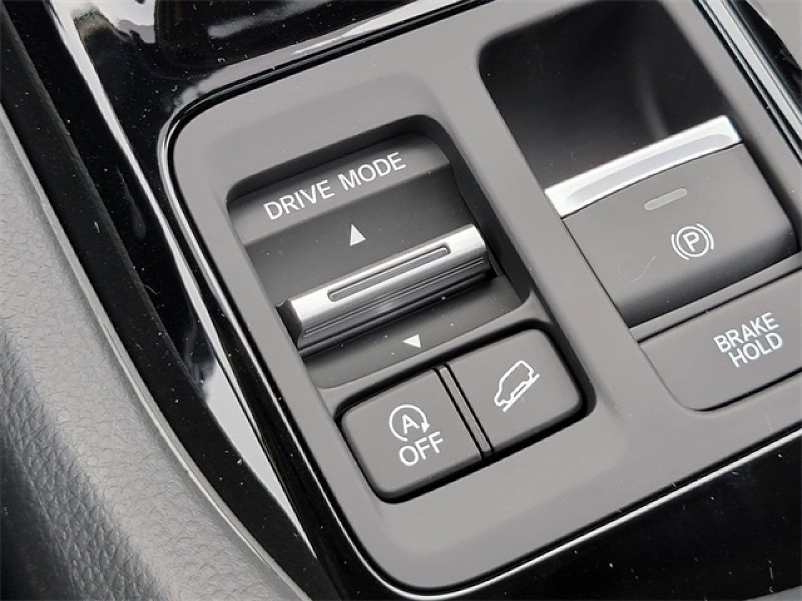 2025 Honda Pilot Touring - Photo 14