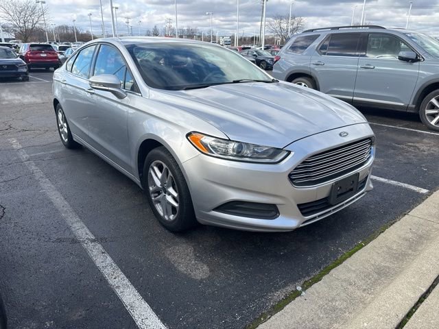 2014 Ford Fusion SE photo 3