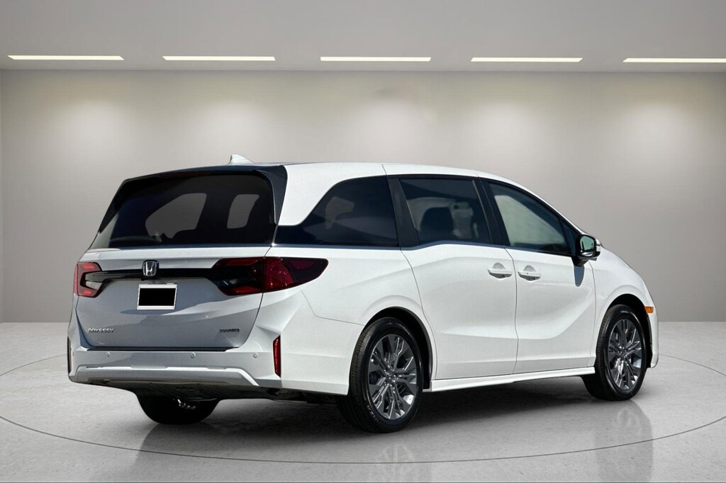 New 2026 Honda Odyssey Touring Touring Auto