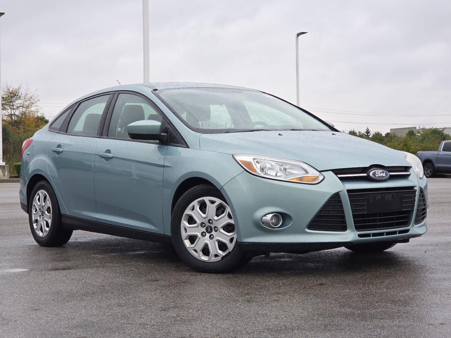 Used 2012 Ford Focus SE with VIN 1FAHP3F24CL304076 for sale in Columbus, OH