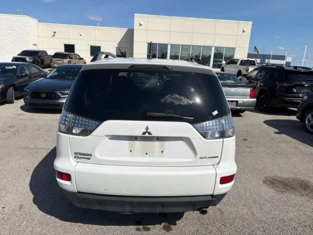 Used 2012 Mitsubishi Outlander ES 2WD ES