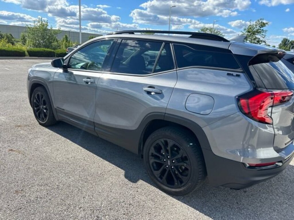 Used 2020 GMC Terrain SLE FWD SLE