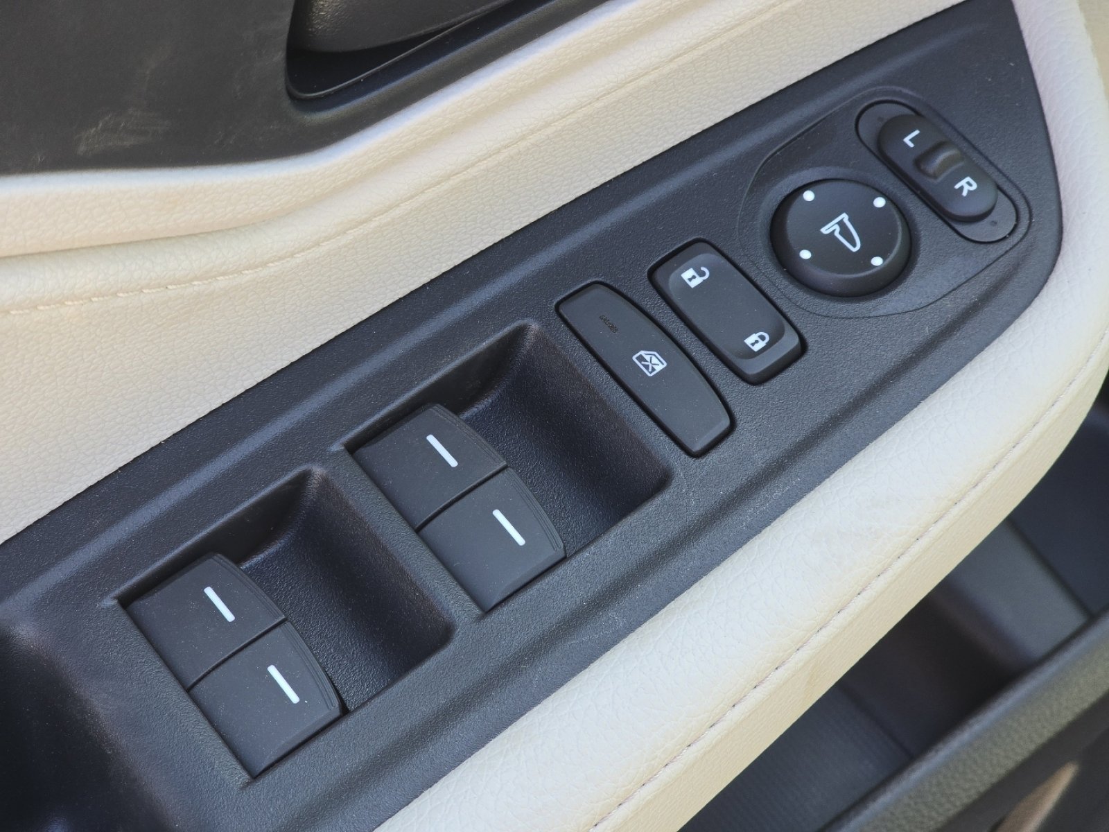 2026 Honda Odyssey EX-L - Photo 26