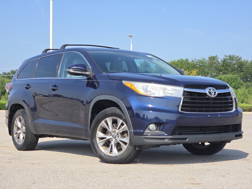 Used 2016 Toyota Highlander LE V6 AWD V6 LE Plus