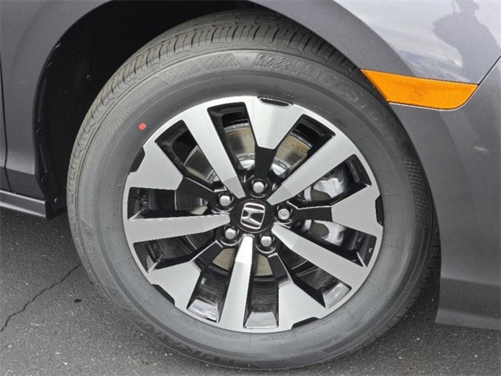 2026 Honda Odyssey EX-L photo 2