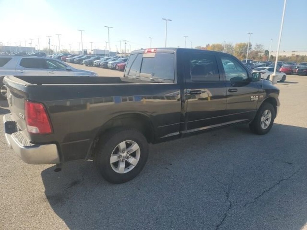 Used 2019 Ram 1500 Classic SLT SLT 4x4 Crew Cab 64 Box