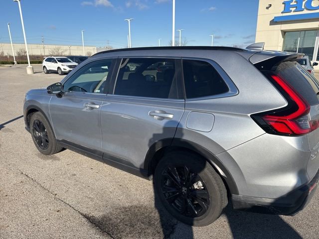 2023 Honda CR-V Hybrid Sport Touring photo 2