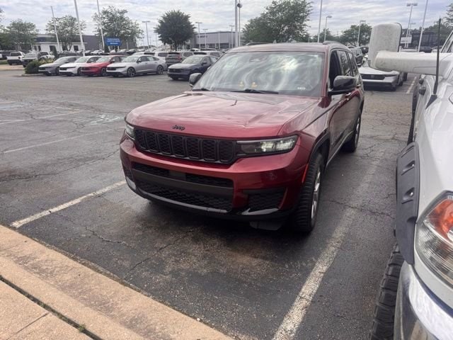 2021 Jeep Grand Cherokee L Laredo Altitude's photo