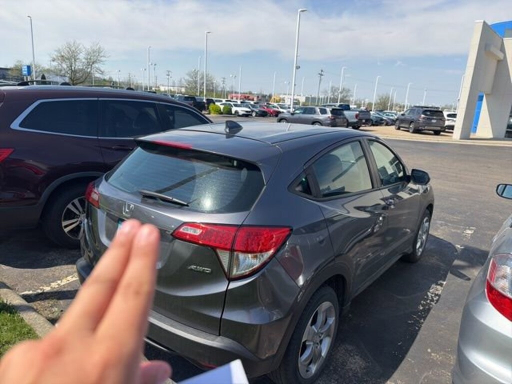 Used 2019 Honda HR-V LX LX AWD CVT