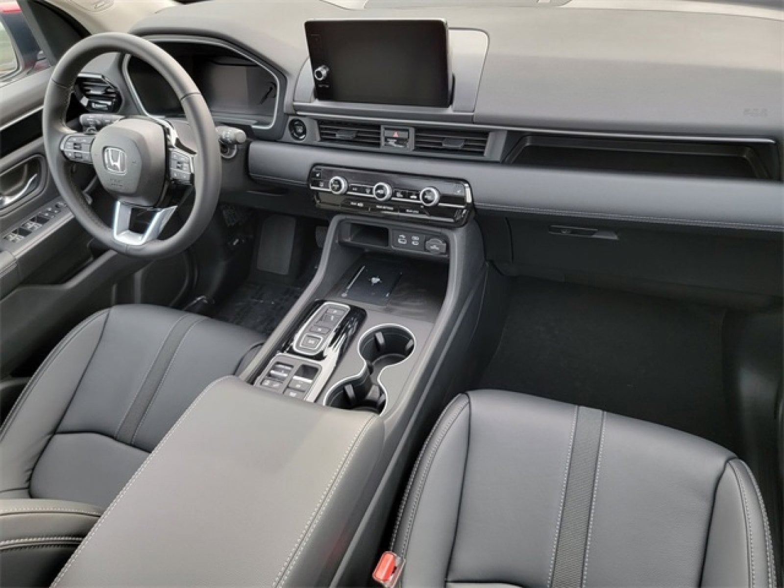 2025 Honda Pilot Touring - Photo 19