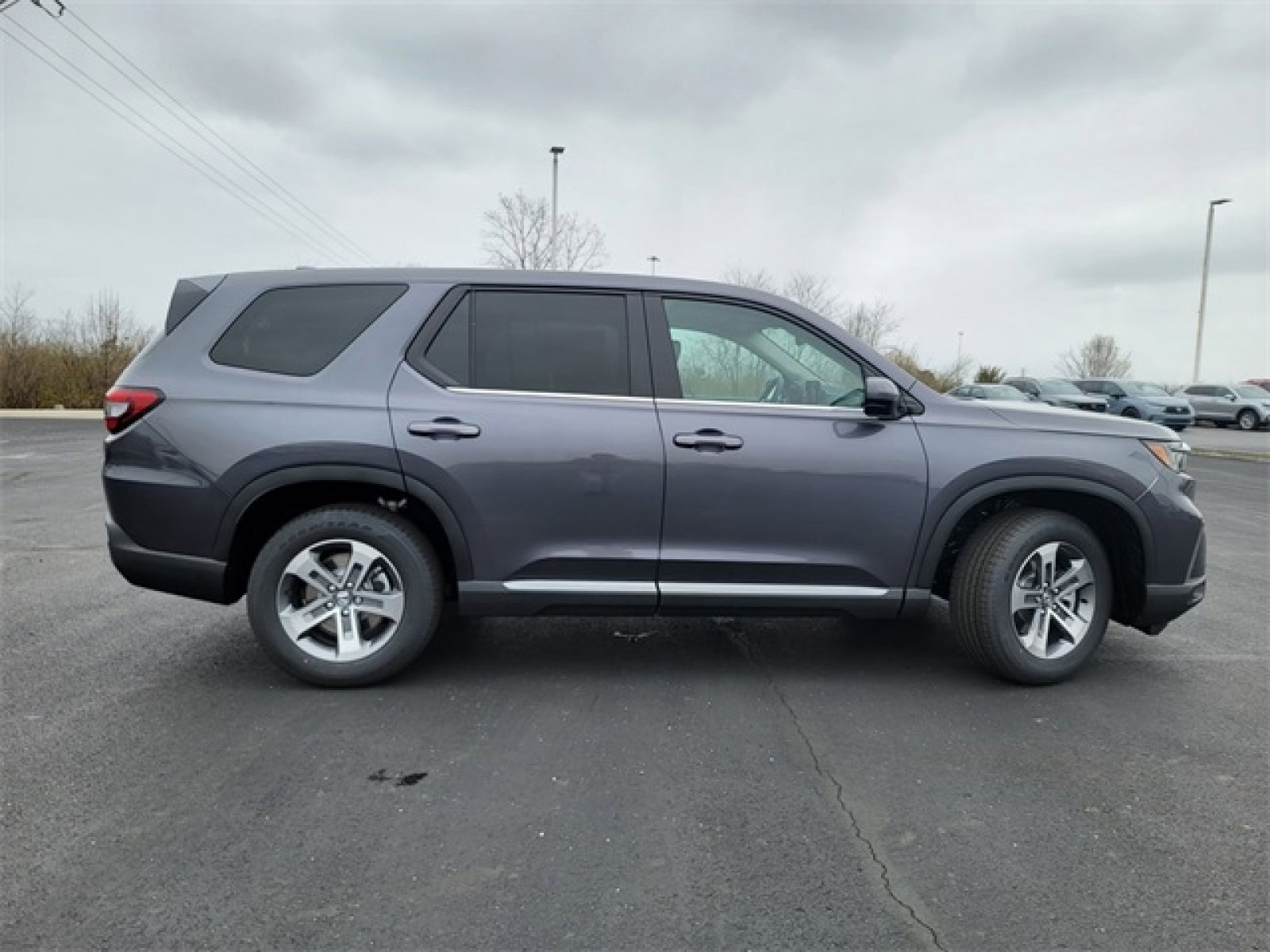 2025 Honda Pilot EX-L photo 2