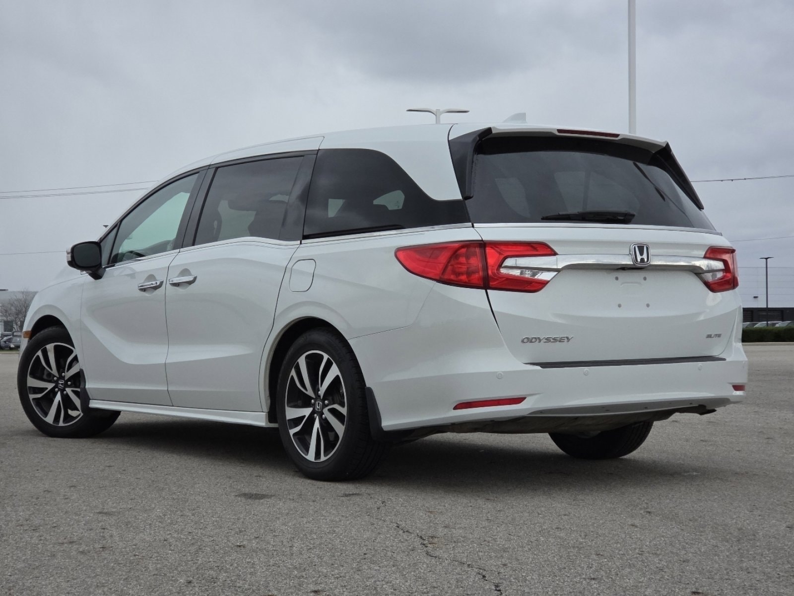 2020 Honda Odyssey Elite - Photo 17
