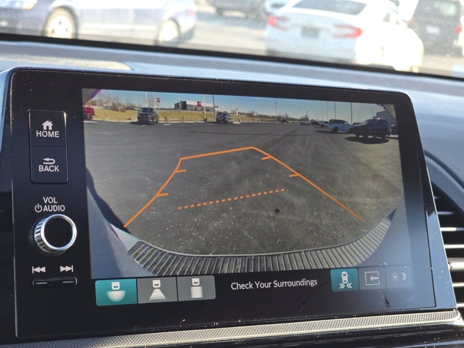 2026 Honda Odyssey Touring - Photo 10