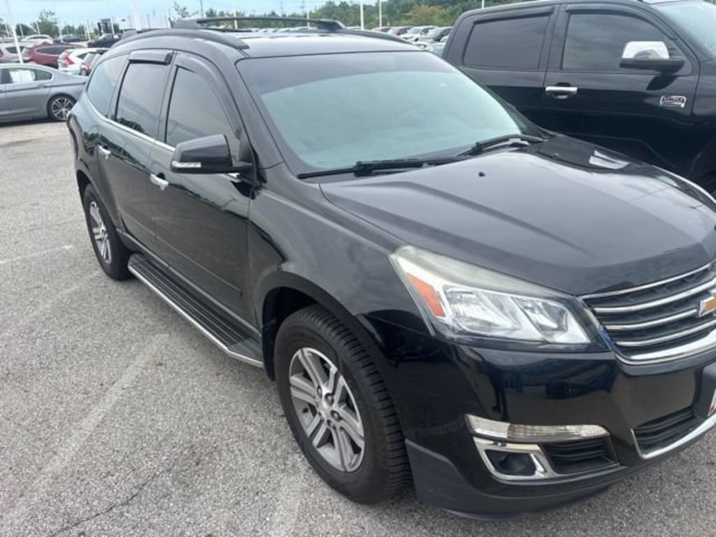 Used 2017 Chevrolet Traverse LT FWD LT w/2LT