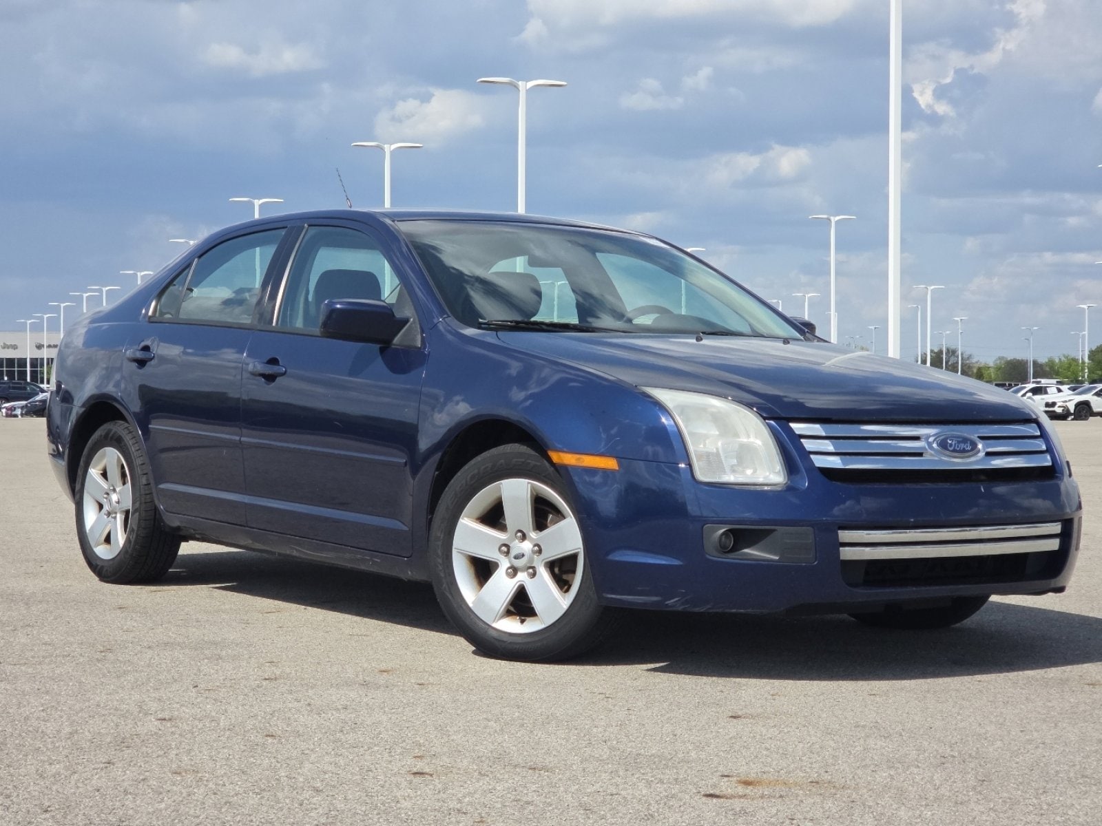Used 2007 Ford Fusion SE with VIN 3FAHP07Z07R265634 for sale in Columbus, OH