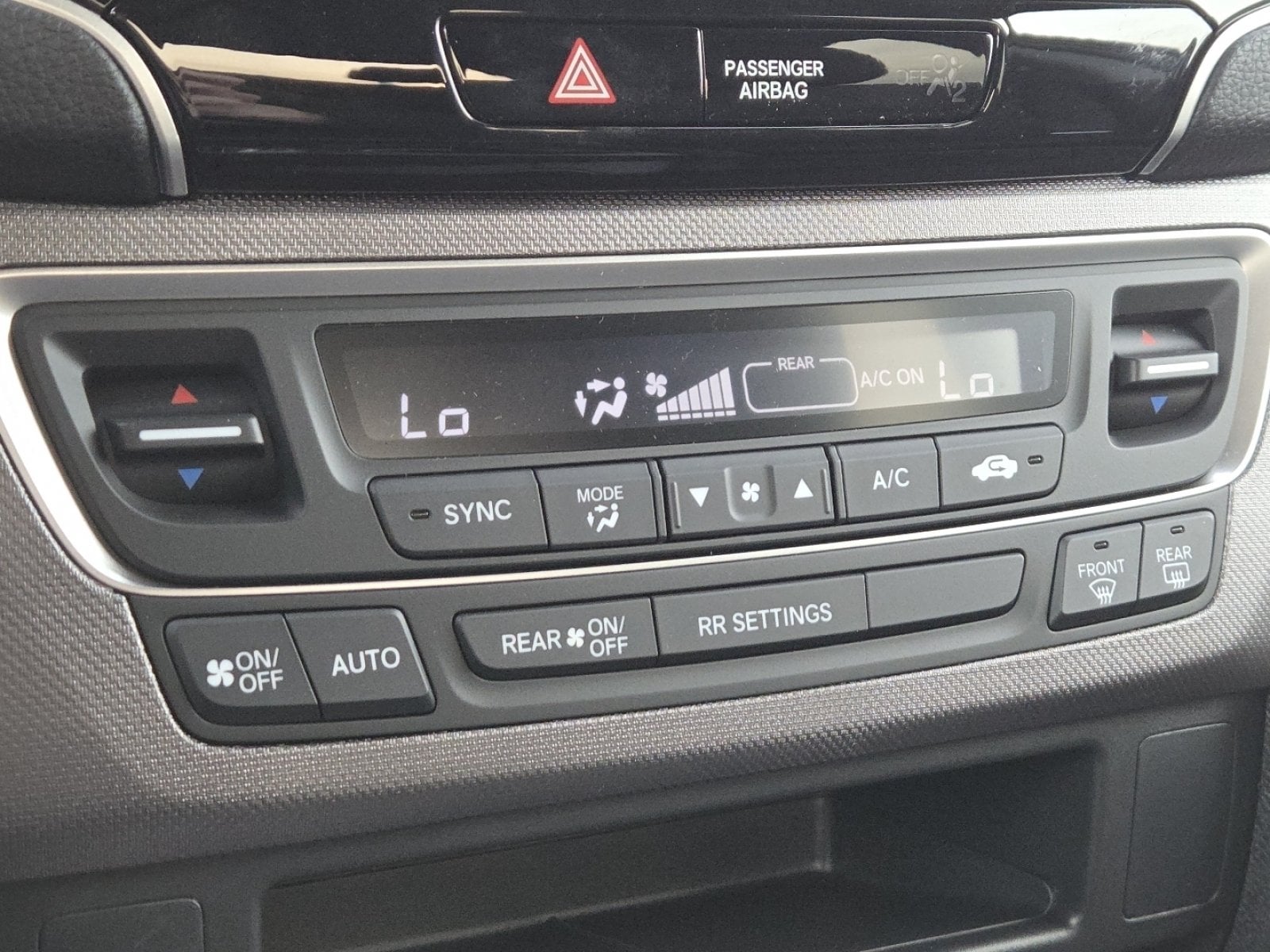 2026 Honda Ridgeline Sport - Photo 8