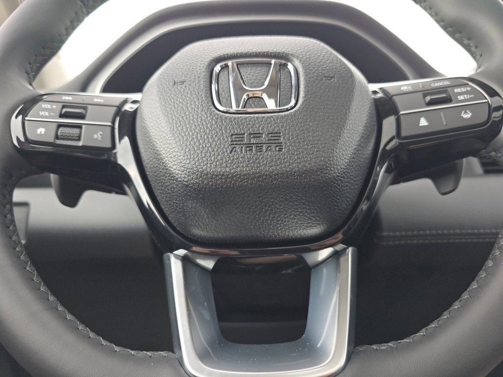2025 Honda Pilot Touring - Photo 35