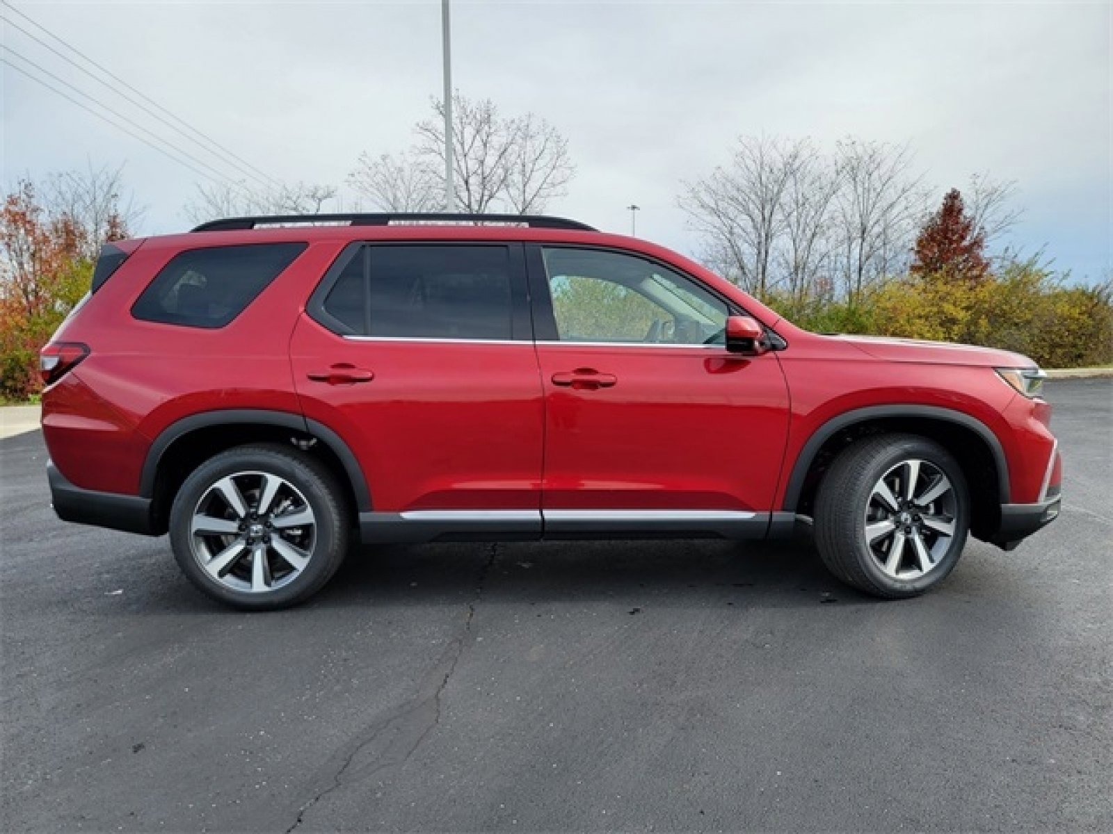 2025 Honda Pilot Touring photo 3