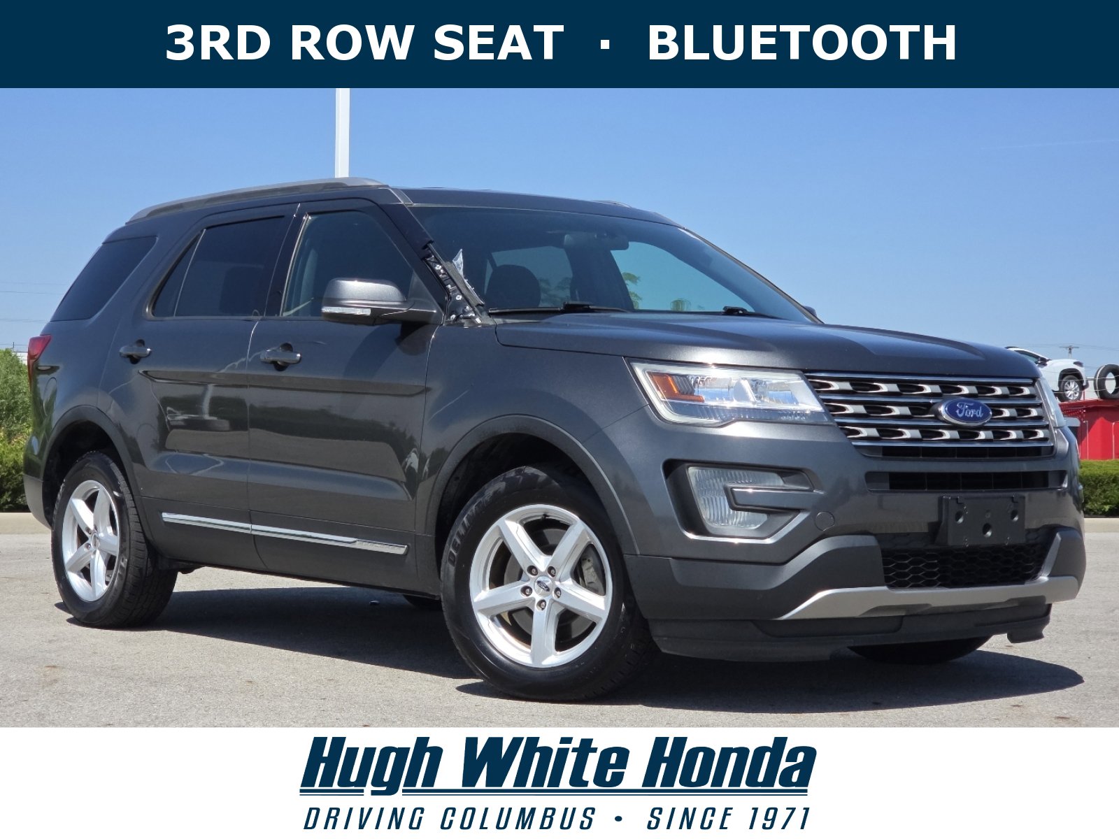 2017 Ford Explorer XLT 4WD's photo