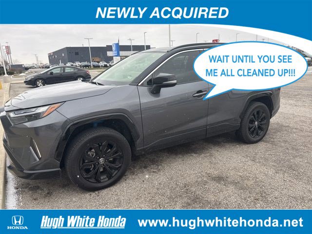 2022 Toyota RAV4 XSE's photo