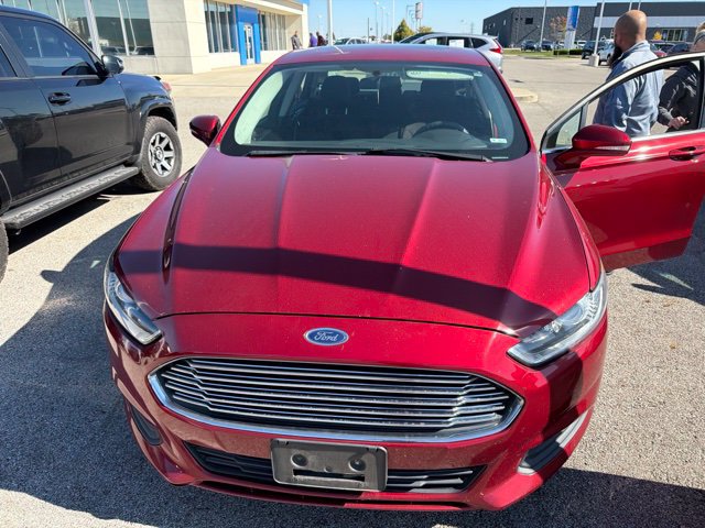 Used 2014 Ford Fusion SE Sedan