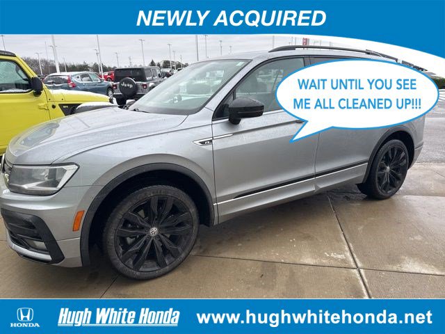2021 Volkswagen Tiguan SE R-LINE BLACK's photo