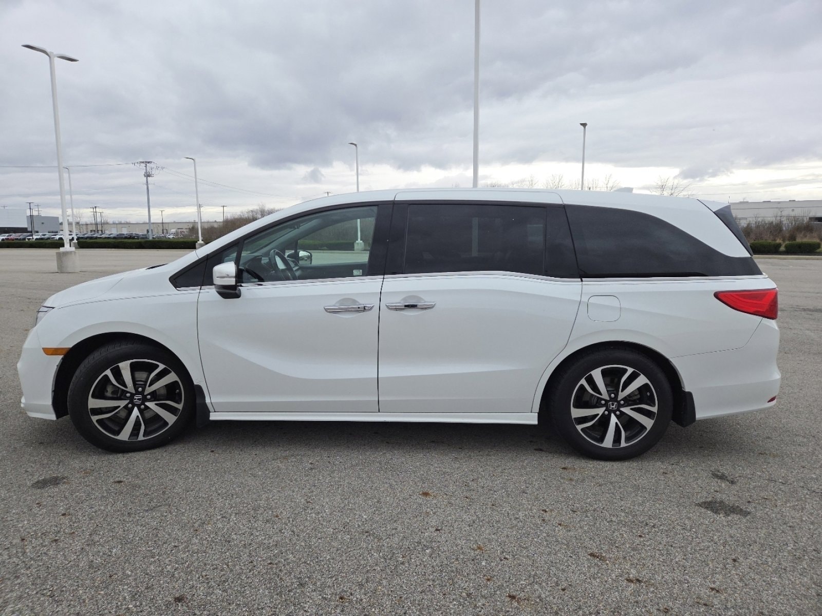 2020 Honda Odyssey Elite - Photo 16