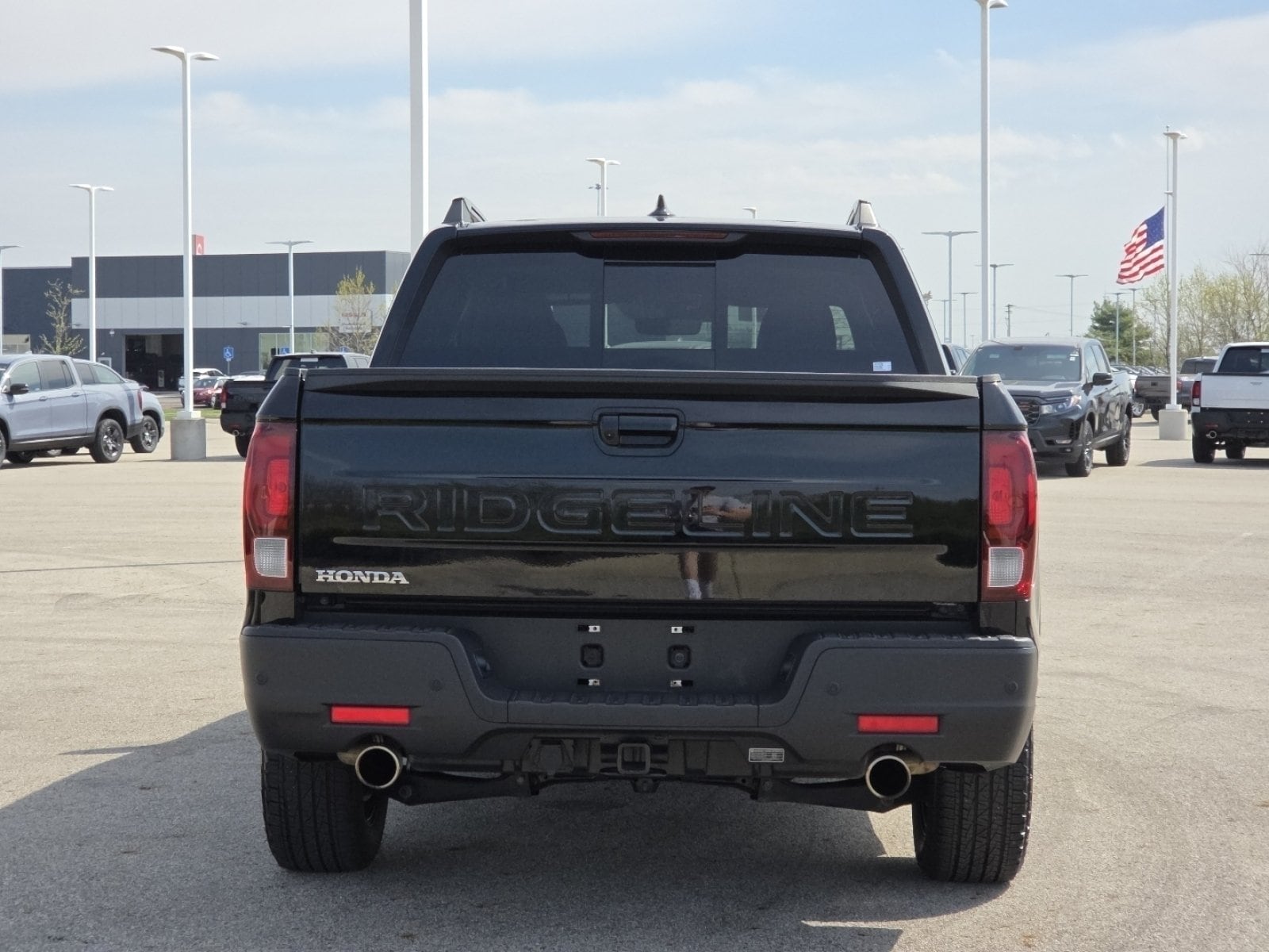 2025 Honda Ridgeline Black Edition - Photo 19