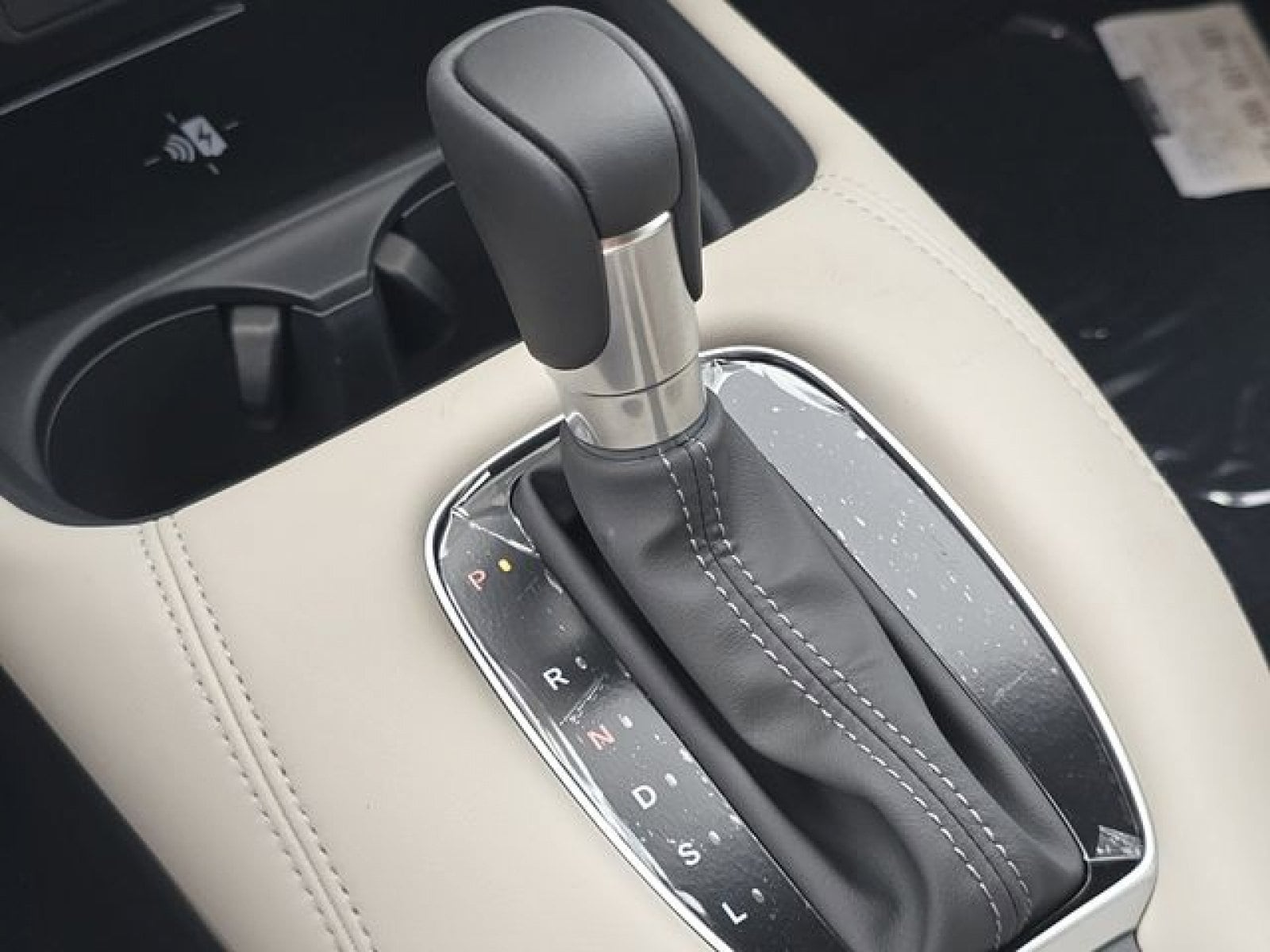 2026 Honda HR-V EX-L - Photo 23