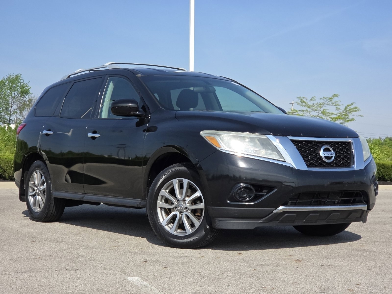 Used 2013 Nissan Pathfinder SV with VIN 5N1AR2MM5DC604565 for sale in Sylvania, OH