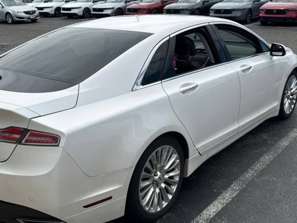 Used 2013 Lincoln MKZ Sedan