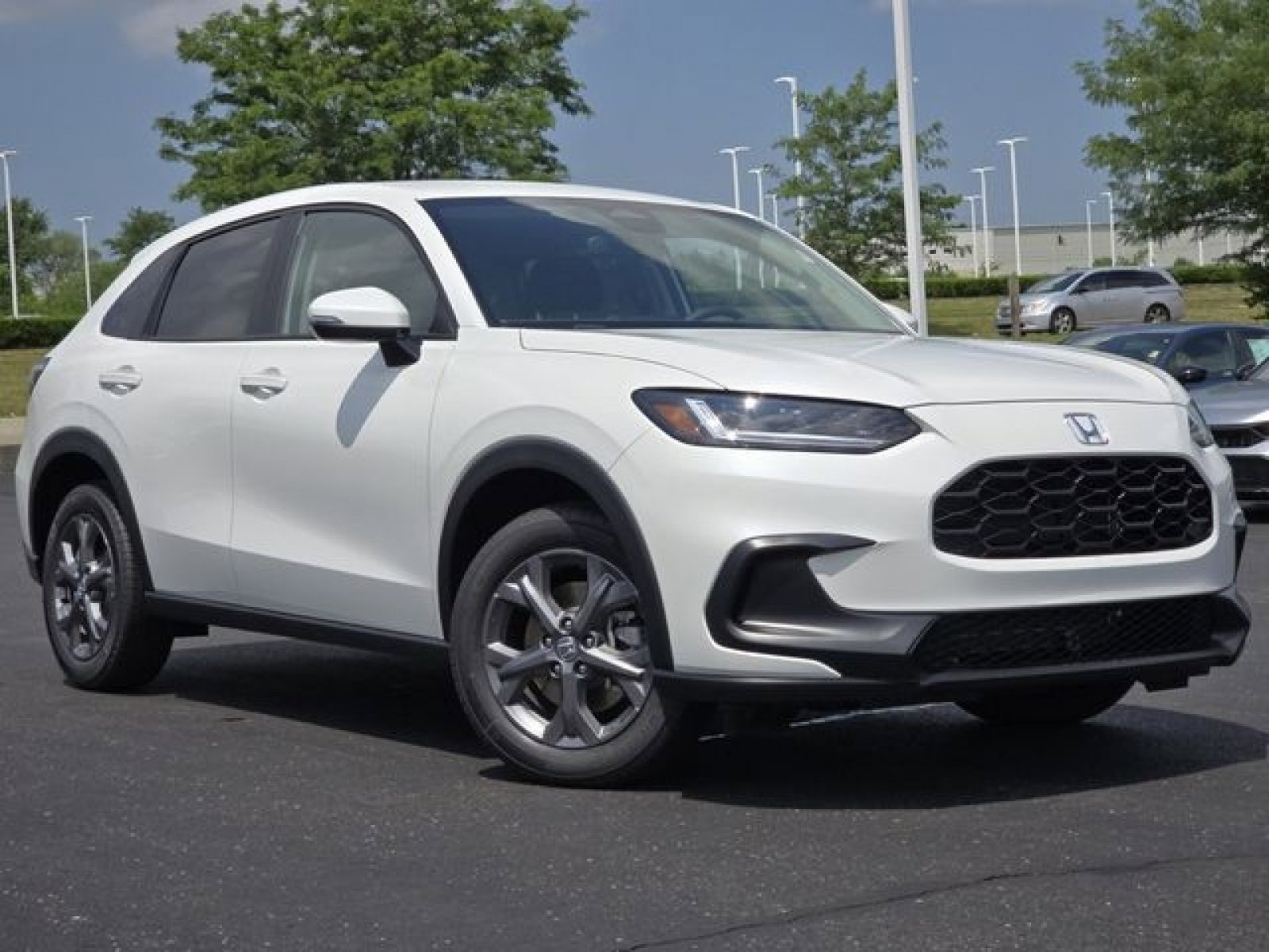 2026 Honda HR-V LX photo 2