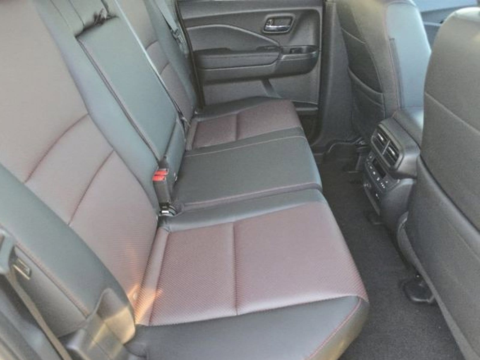 2026 Honda Ridgeline Black Edition - Photo 24