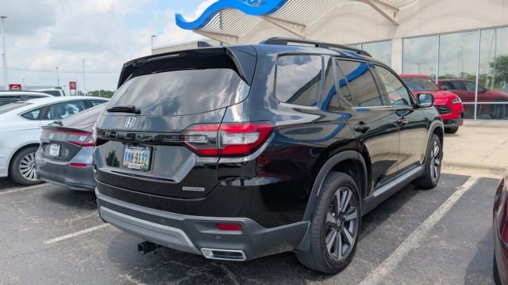 Used 2025 Honda Pilot Touring Touring AWD