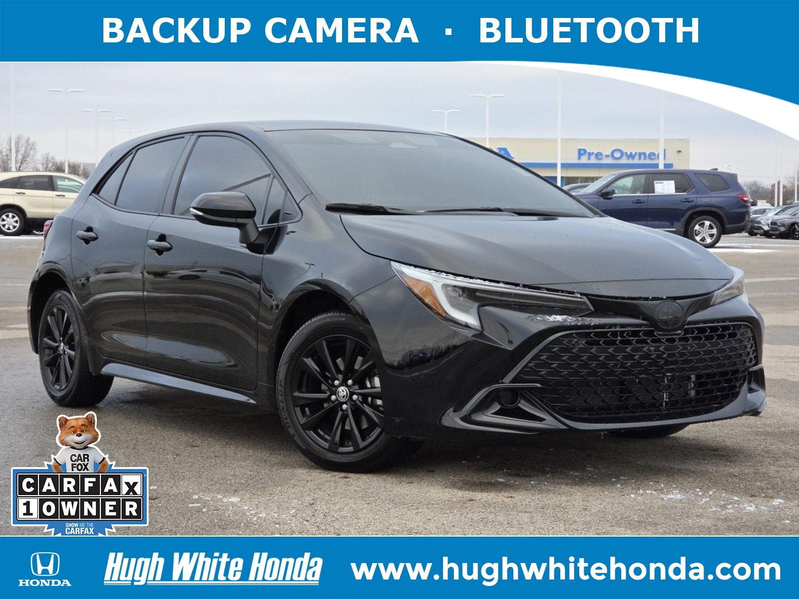 2025 Toyota Corolla Hatchback SE's photo