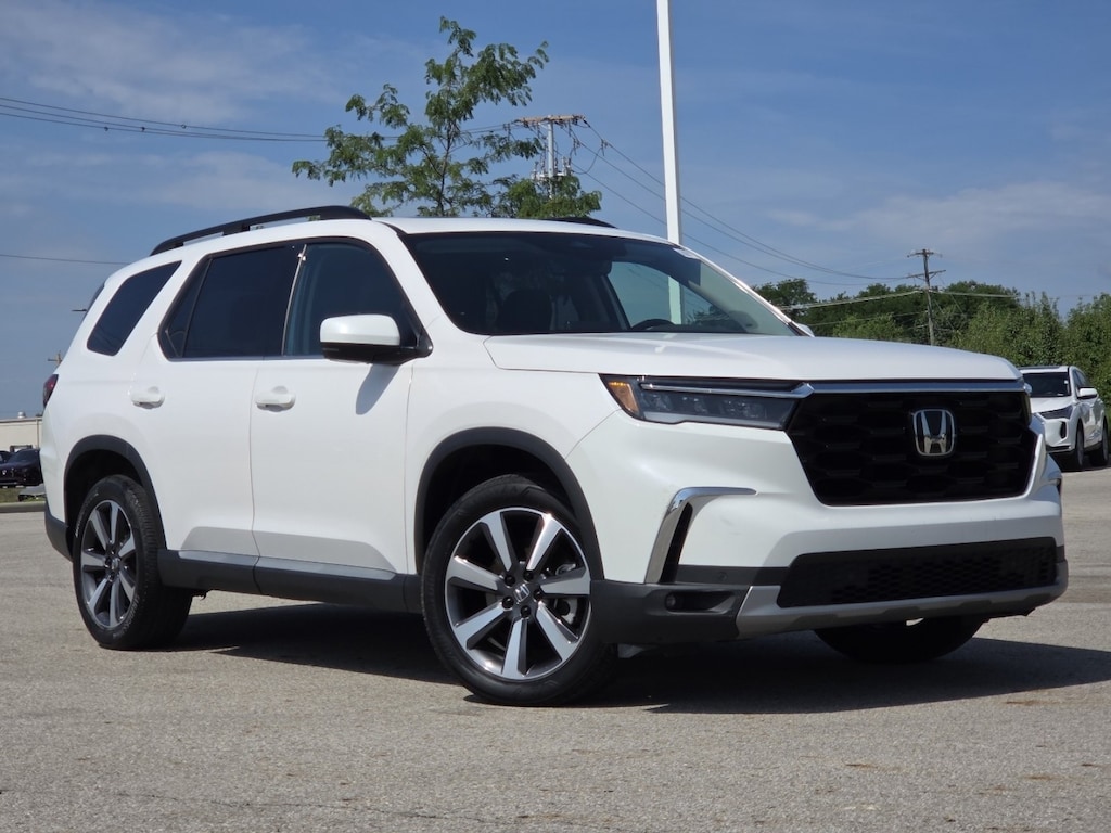 Certified 2023 Honda Pilot Touring Touring AWD