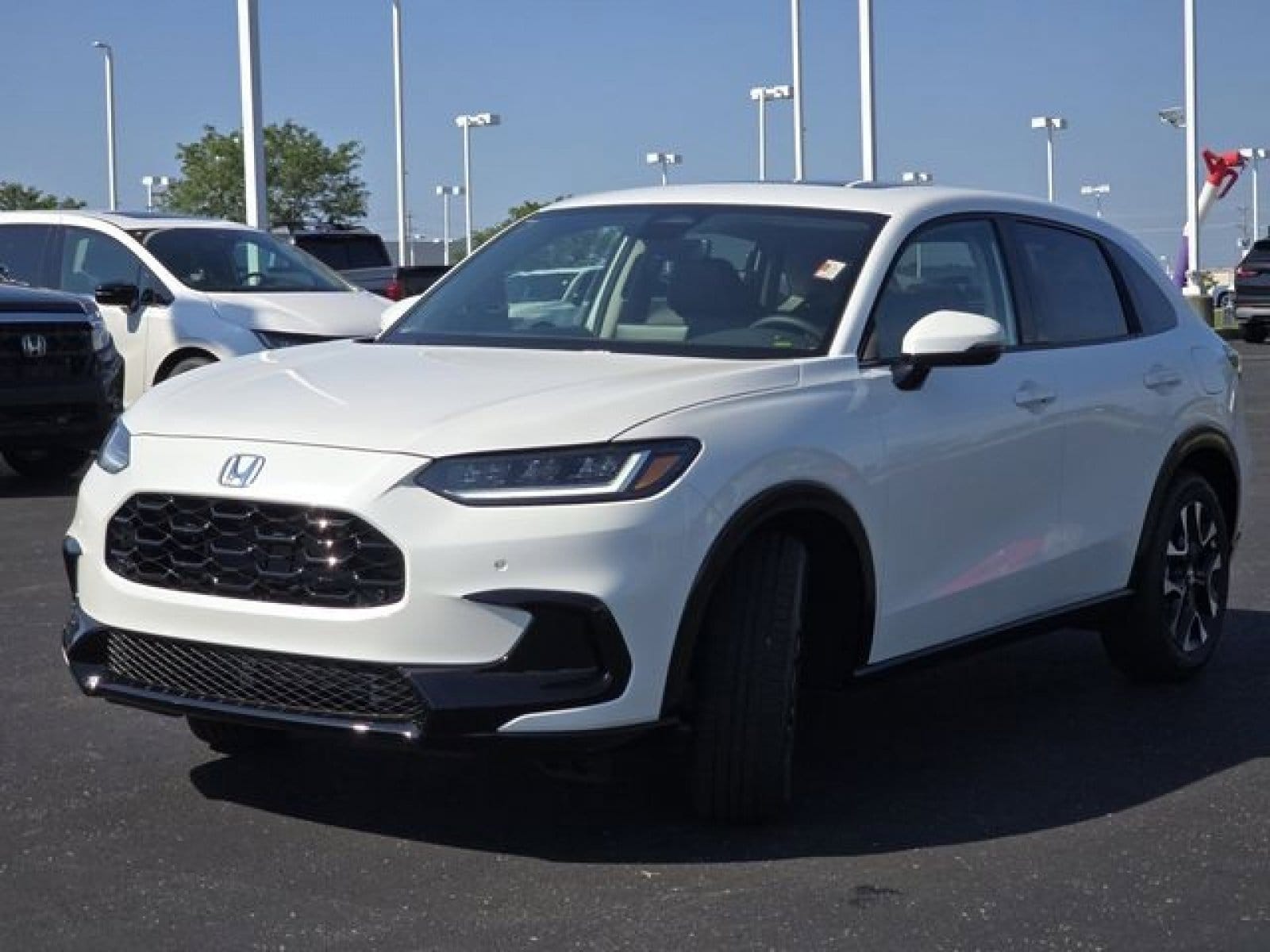 2026 Honda HR-V EX-L - Photo 8